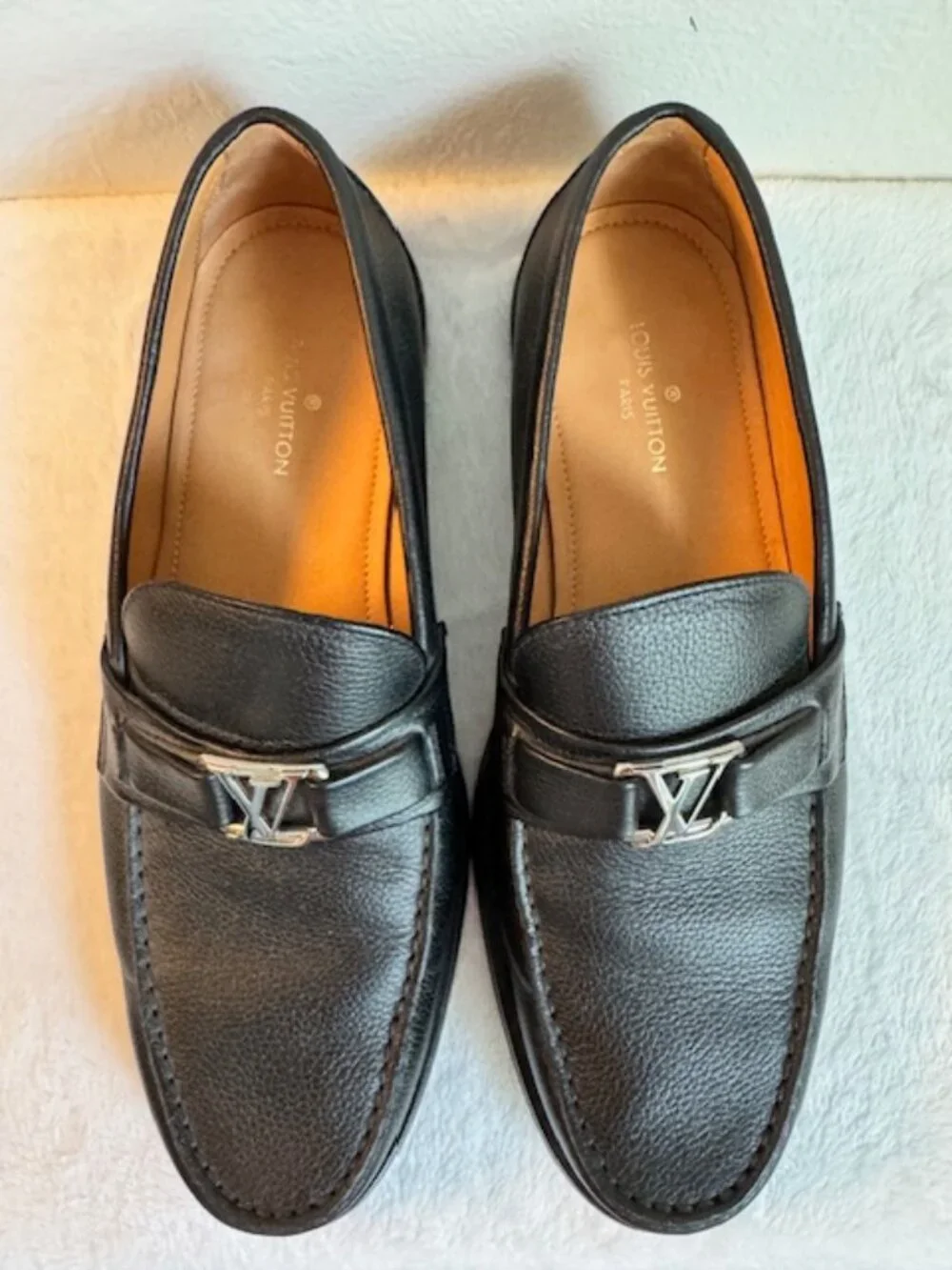 Louis Vuitton Men’s Black Leather LV Initials Loafers Size 7
